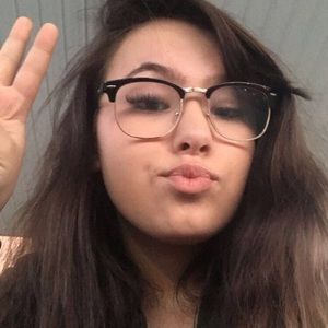 Meet your Posher, Savannah